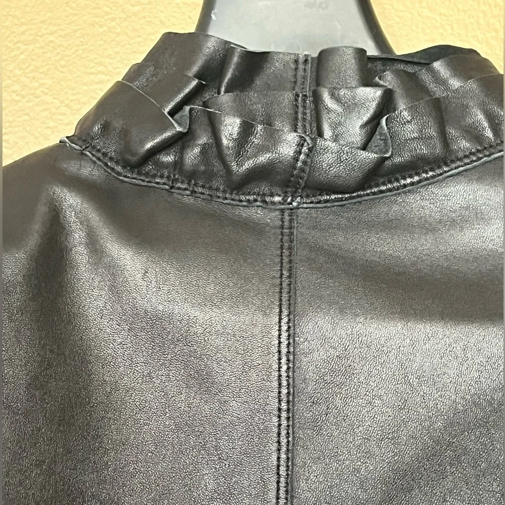 TAHARI 100% Genuine Leather Jacket Blazer Zipper Front Black XS Women - Picture 8 of 14
